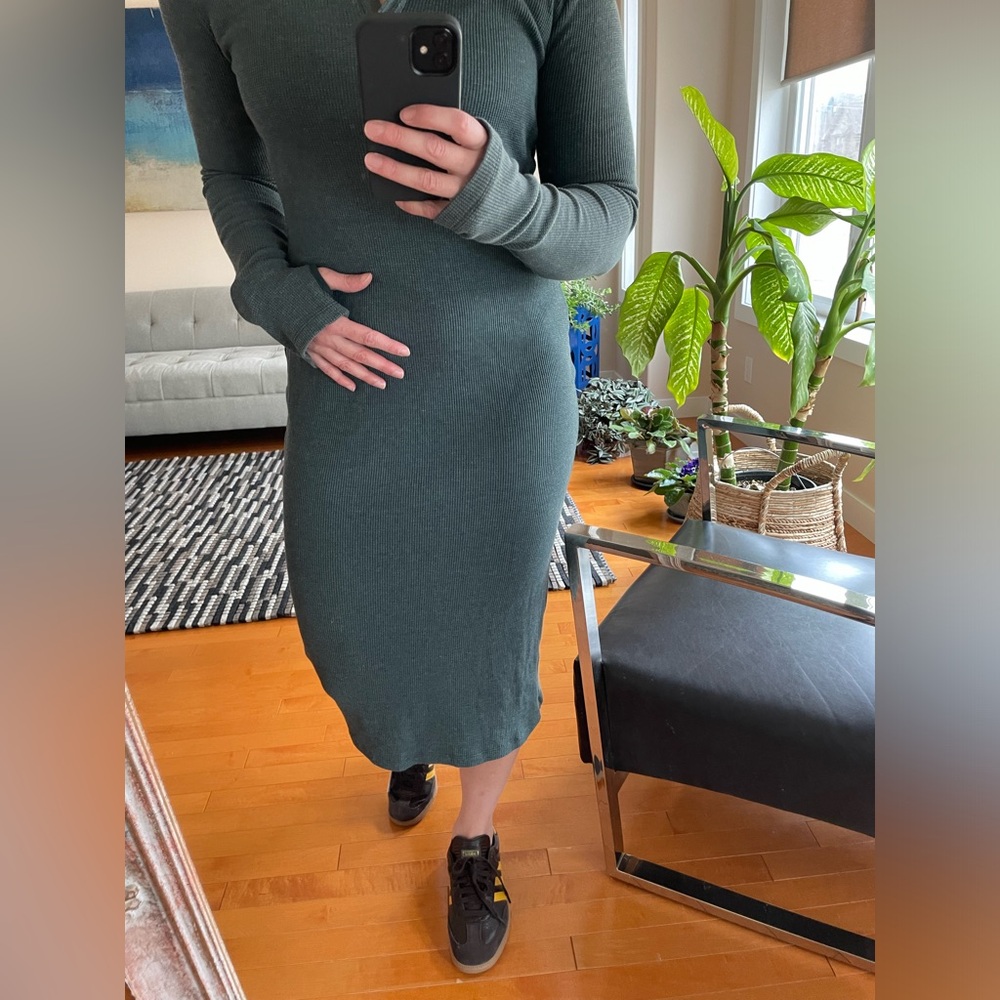Never worn Philanthropy Apparel Midi dress, comfy, casual, boots, runners etc!